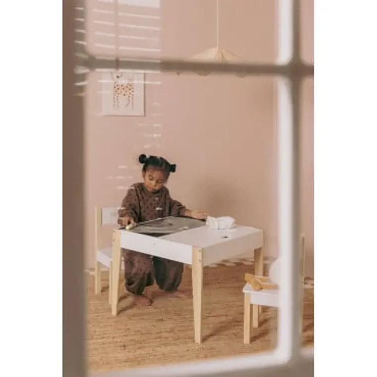Ilaira · Set infantil de mesa y 2 sillas 1