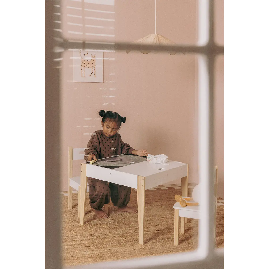 Ilaira · Set infantil de mesa y 2 sillas 2
