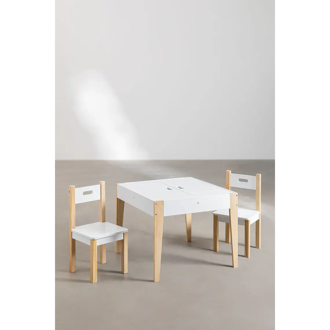 Ilaira · Set infantil de mesa y 2 sillas 4