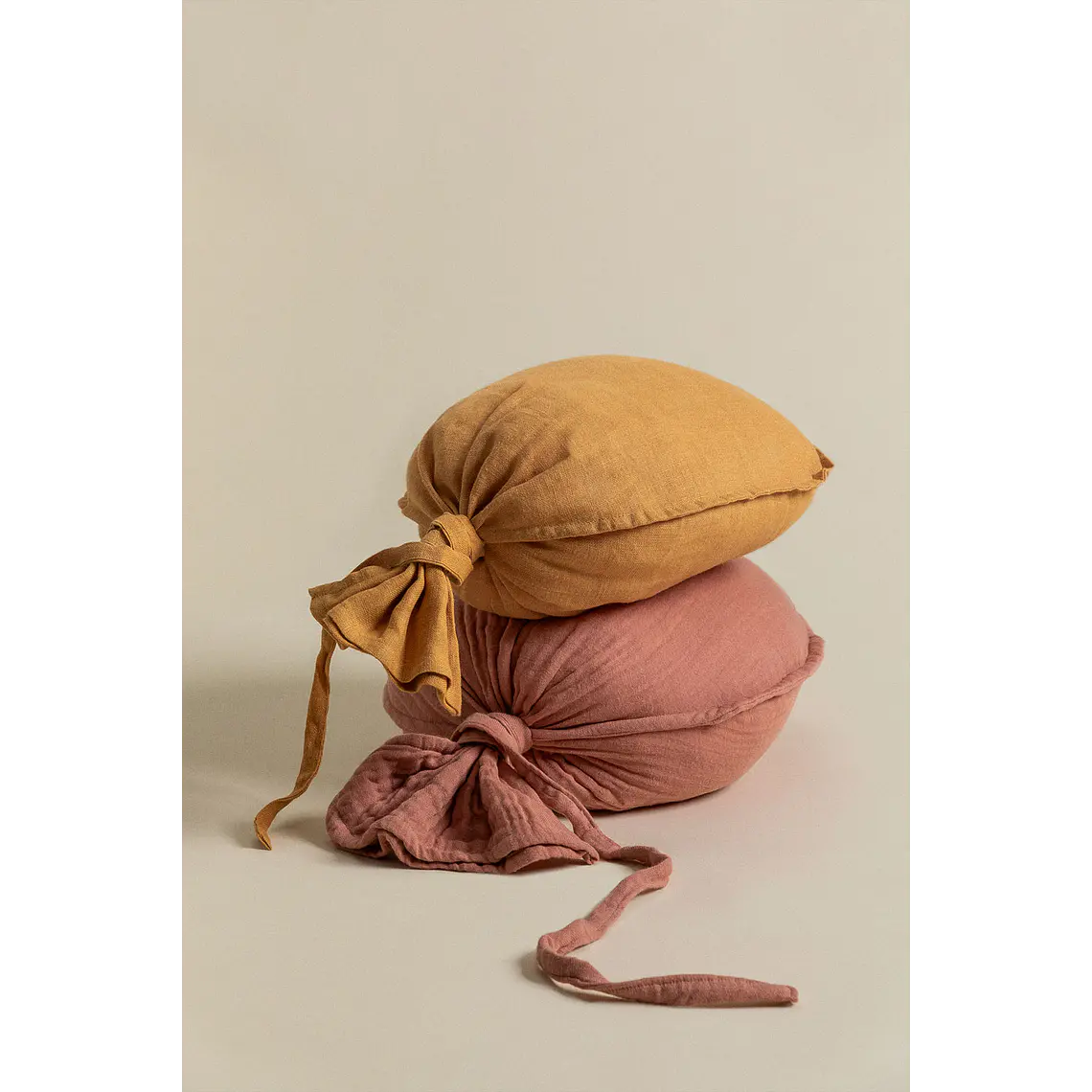 Lysena · Cojín infantil 8