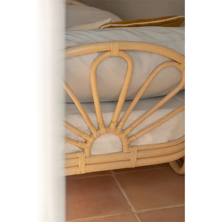 Nerina · Cama infantil de ratán con colchón 4