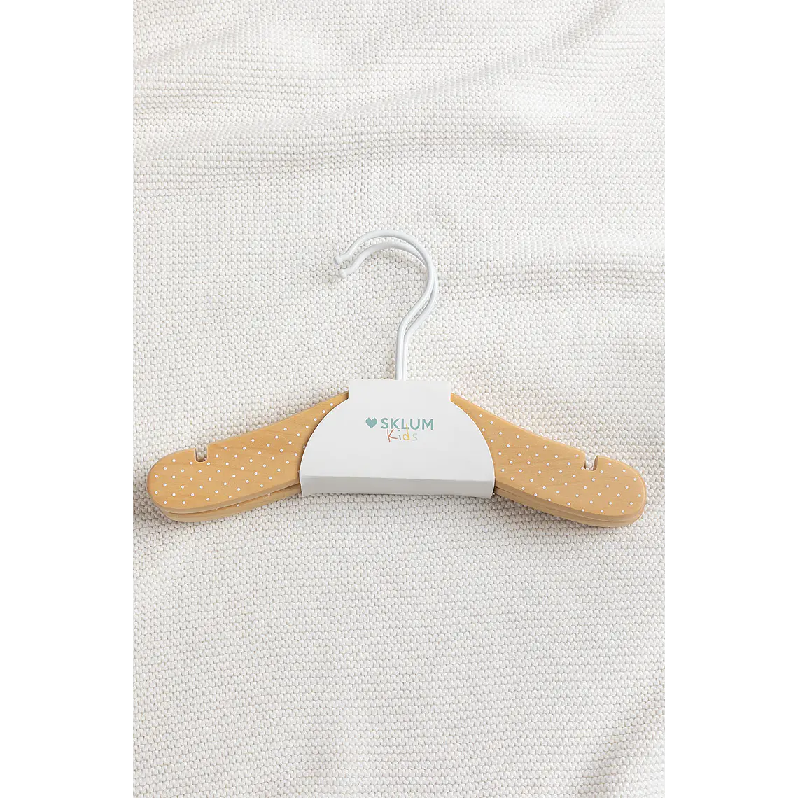 Seraya · Perchas infantiles 3