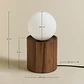 Lámpara de mesa con base cilíndrica en madera de acacia - Miniatura 8