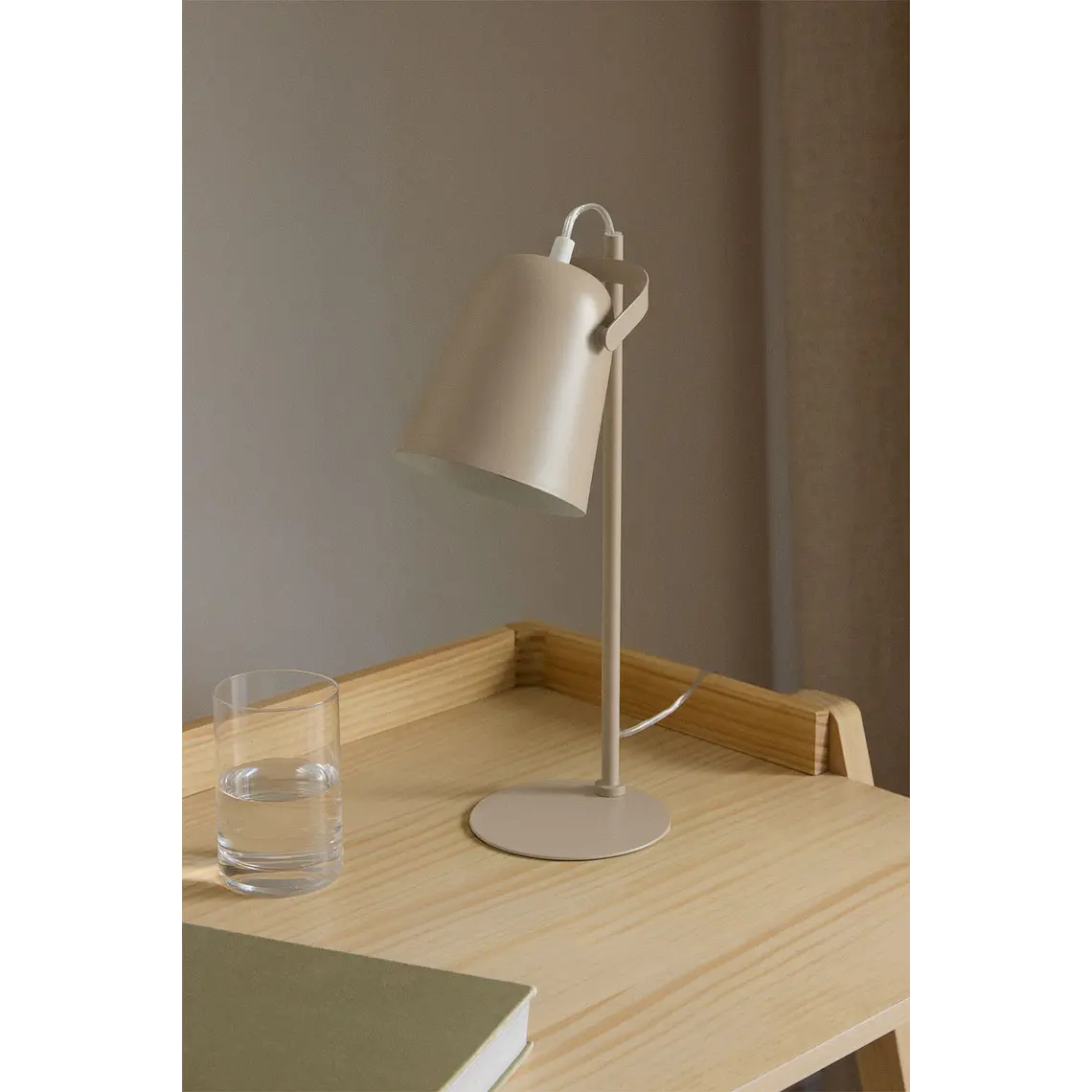 Lámpara de mesa 2