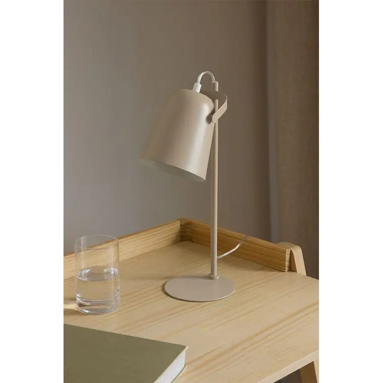 Lámpara de mesa 2