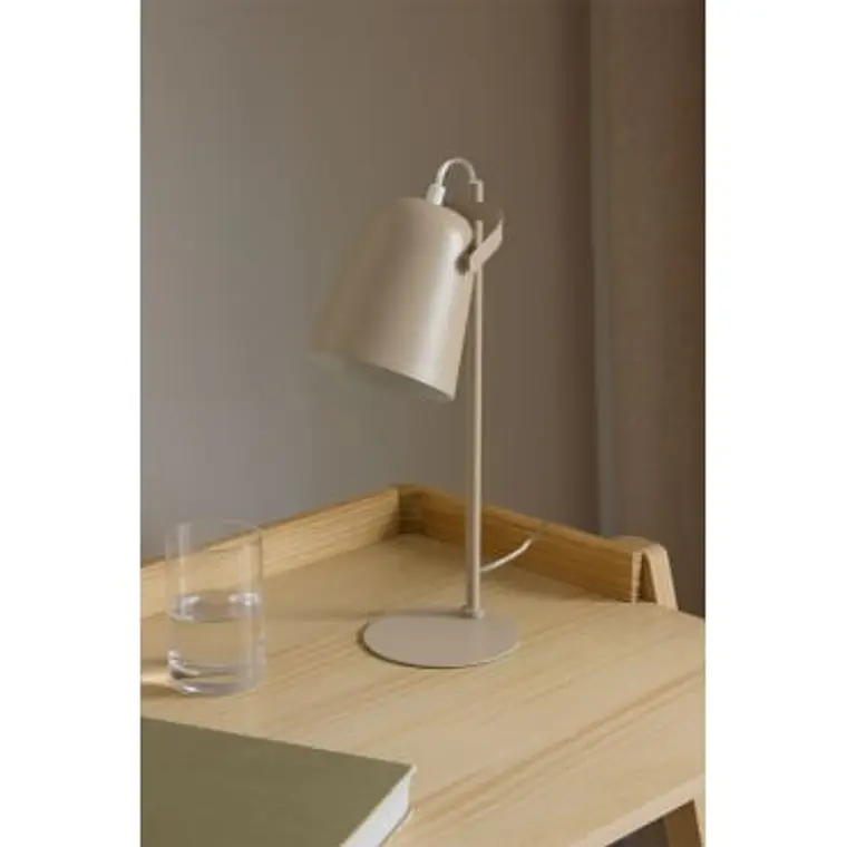 Lámpara de mesa 10