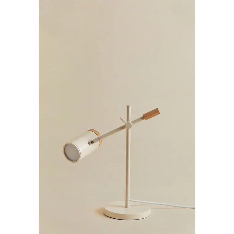 Lámpara de mesa orientable en hierro 6