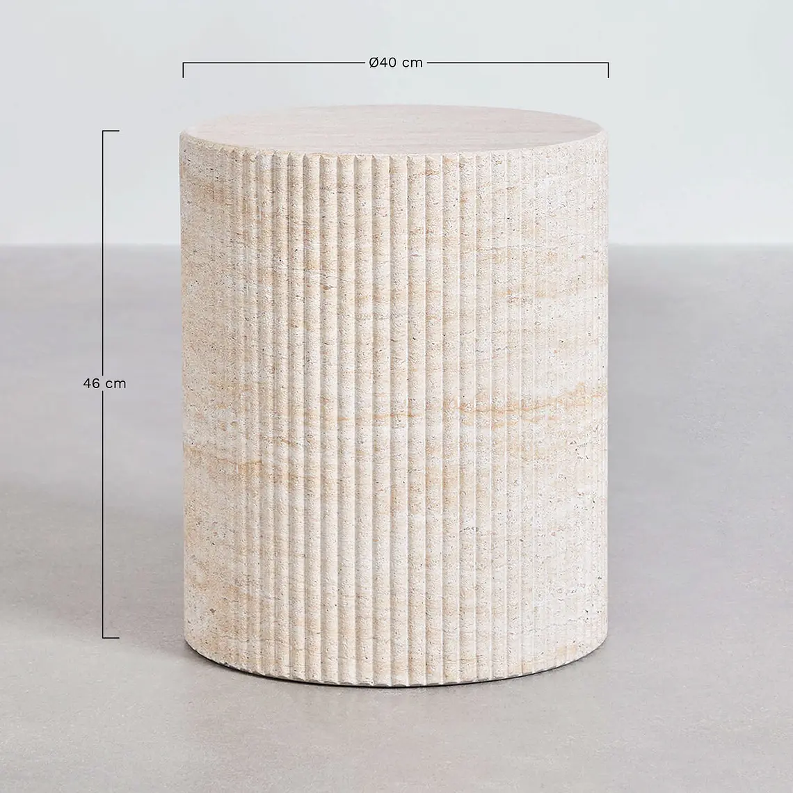 Mesa auxiliar para jardín redonda Ø40 cm en cemento look travertino Morina 8