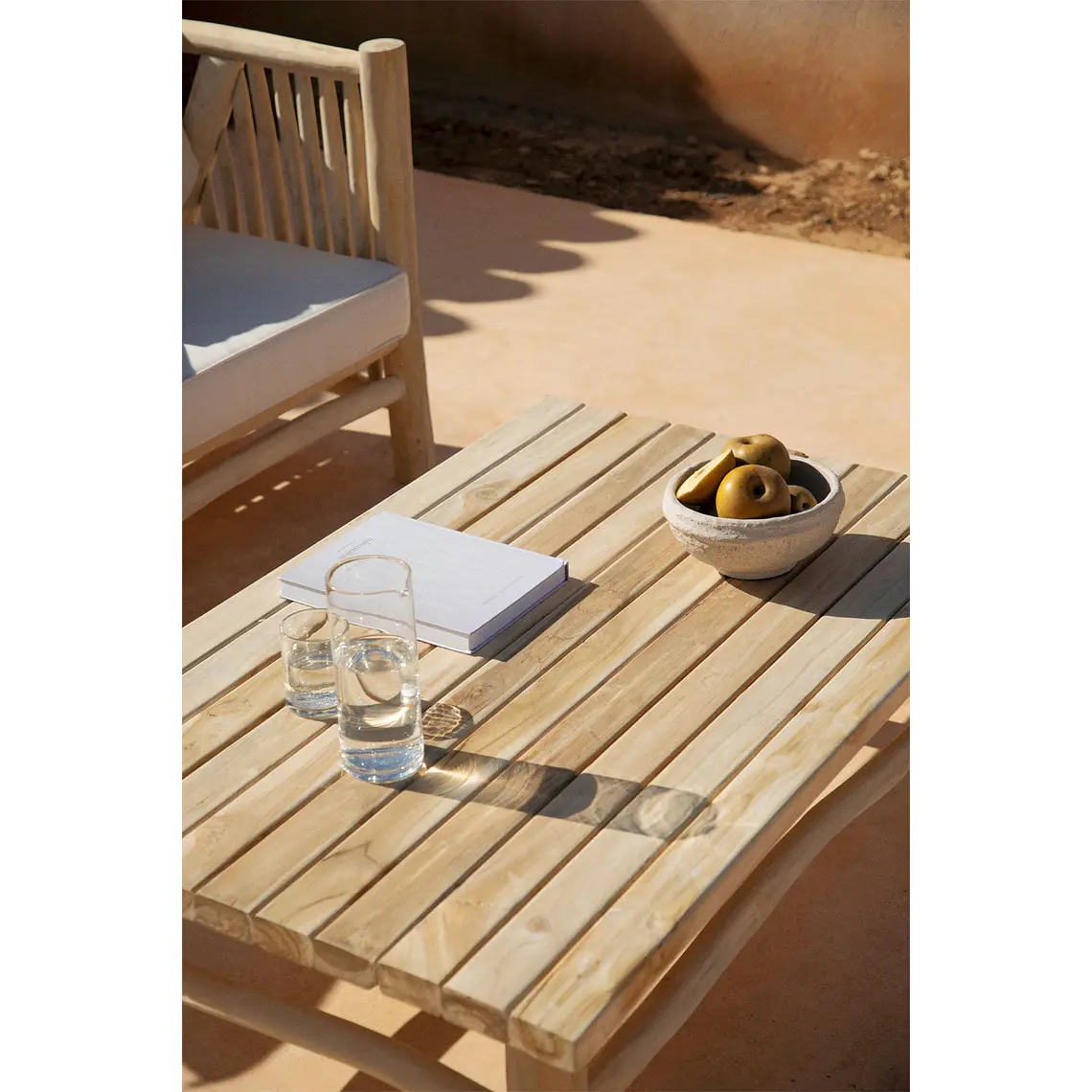 Mesa de centro para jardín rectangular 120x80 cm en madera de teca Erenia 2