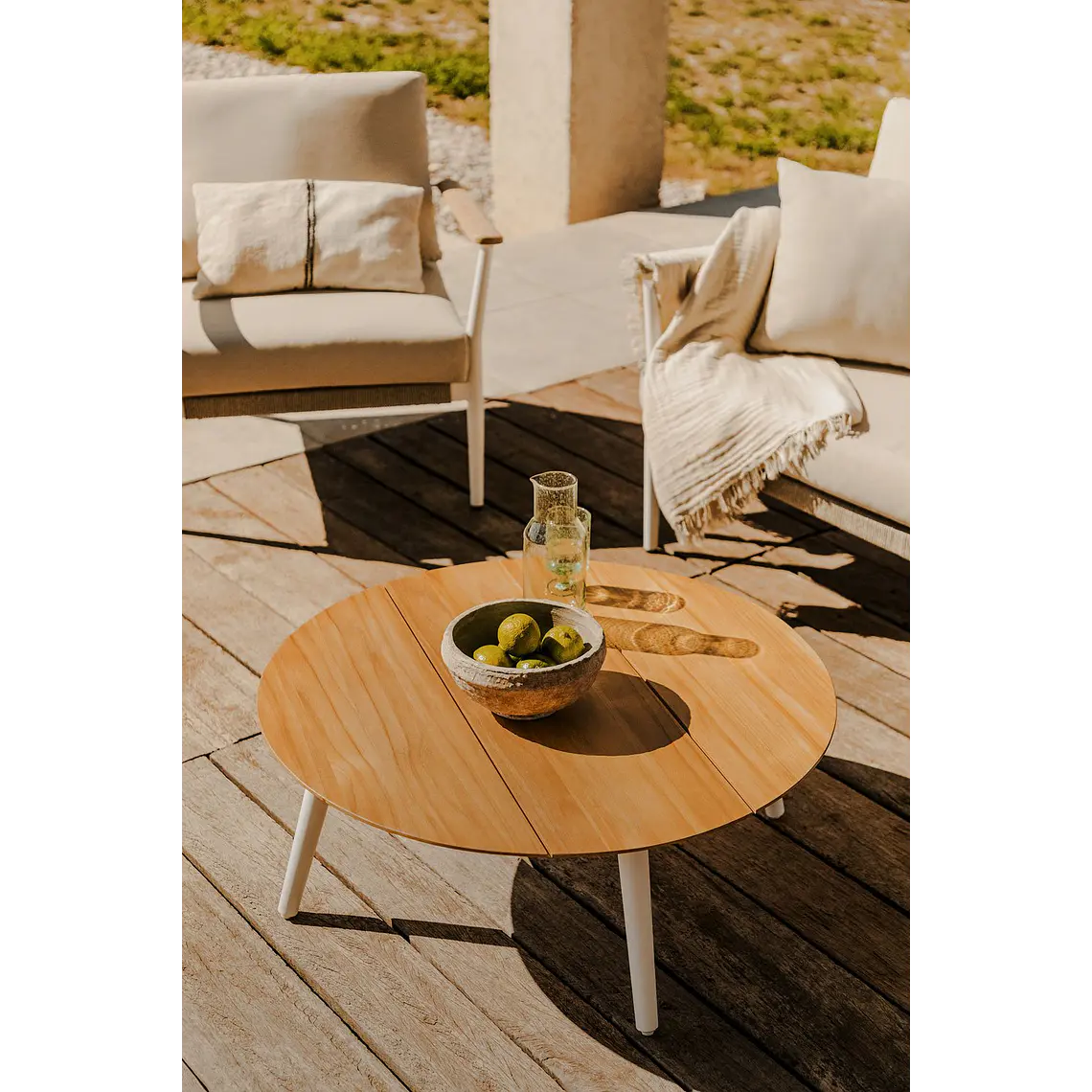 Mesa de centro para jardín redonda Ø80 cm en madera de teca y aluminio Neria 2