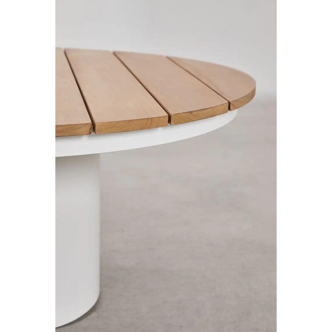 Mesa de centro para jardín redonda Ø90 cm en madera de teca y aluminio Varena 5