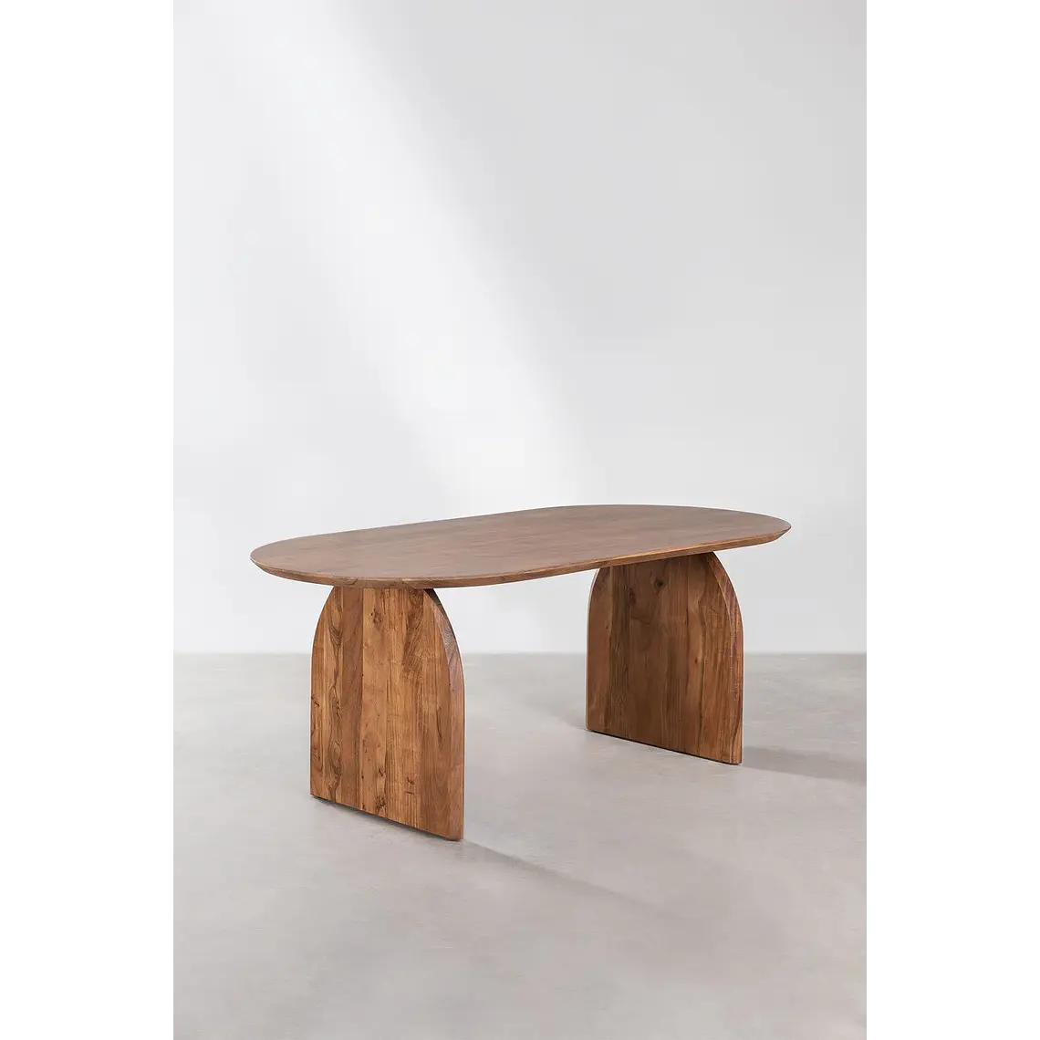 Mesa de comedor ovalada 200x100 cm en madera de acacia 3