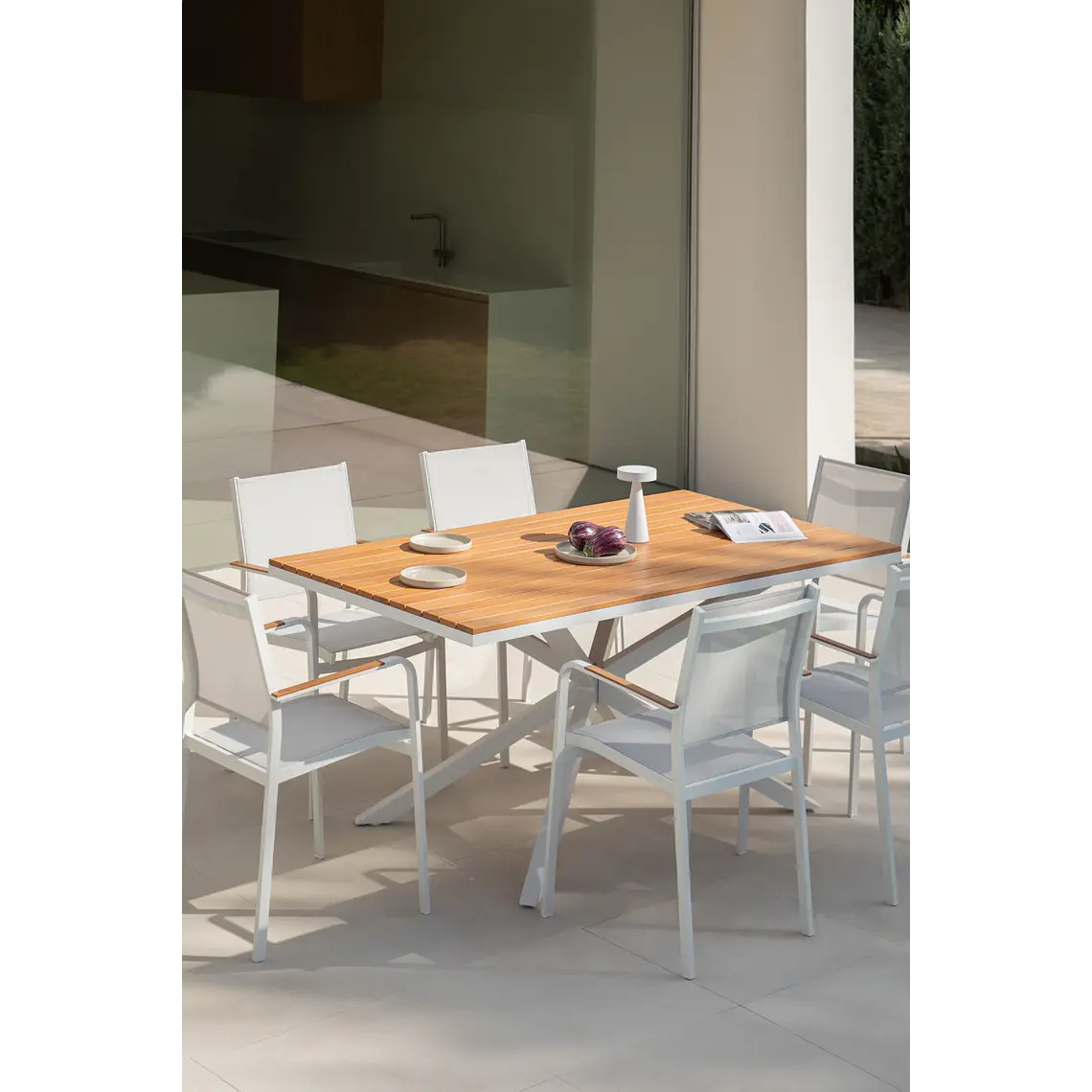 Mesa de jardín rectangular 180x100 cm en madera de eucalipto y aluminio Rava 2