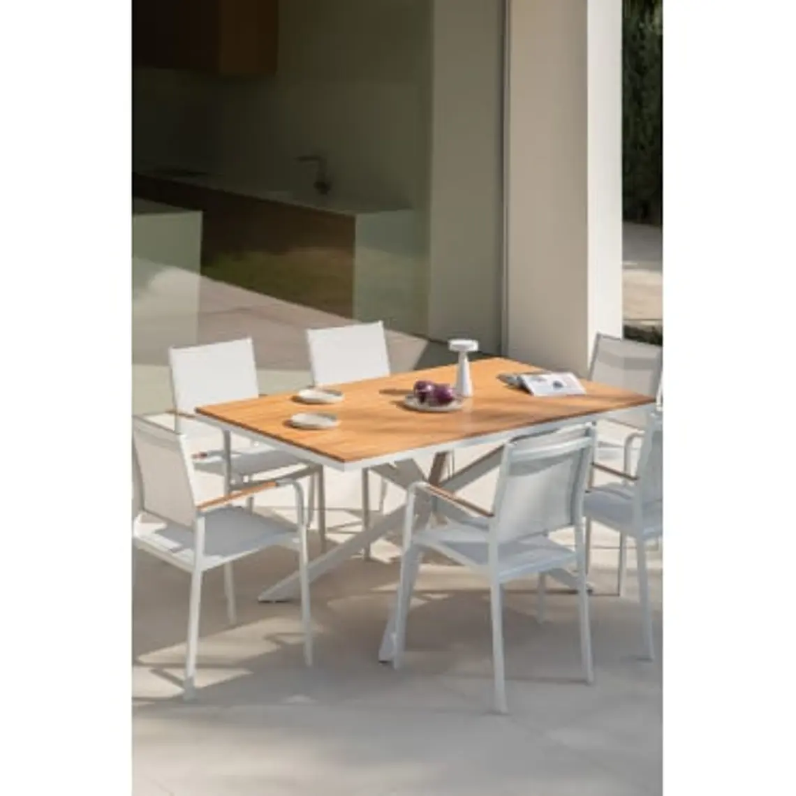 Mesa de jardín rectangular 180x100 cm en madera de eucalipto y aluminio Rava 9