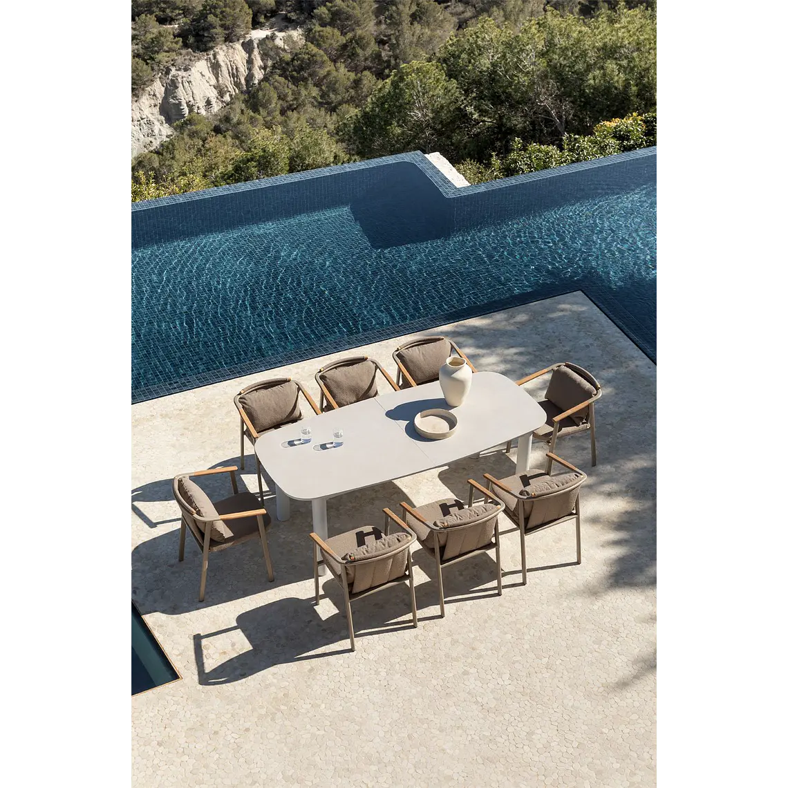 Mesa de jardín rectangular 220-280x100 cm extensible en cerámica y aluminio Halena 2