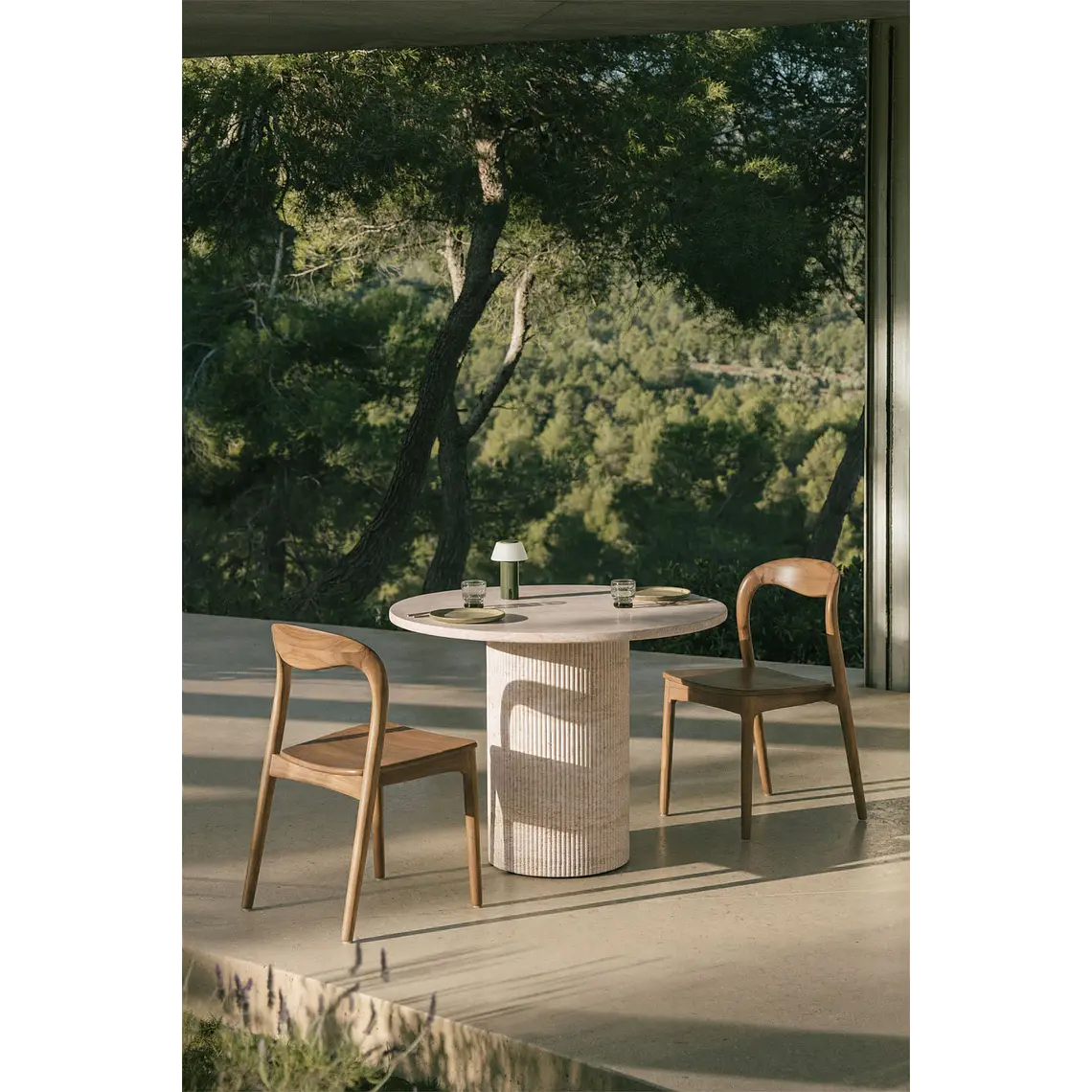 Mesa de jardín redonda Ø100 cm en cemento look travertino Marina 2