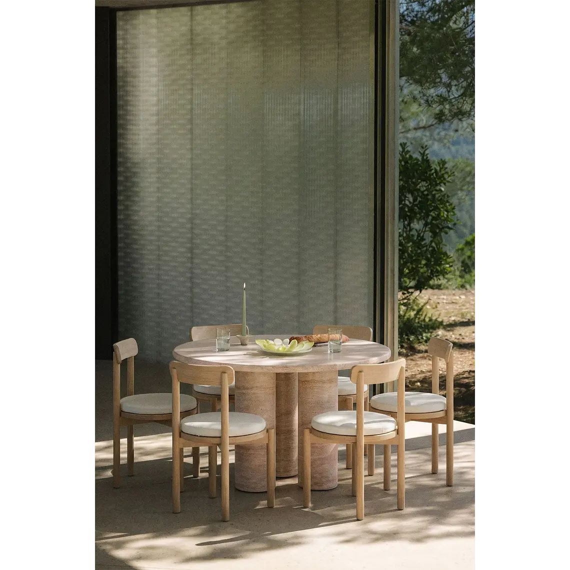 Mesa de jardín redonda Ø120 cm en cemento look travertino Melina 1