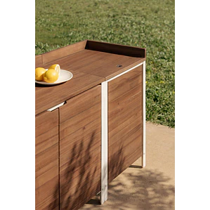 Módulo de almacenaje esquinero para cocina modular de exterior en madera de acacia y aluminio Branira