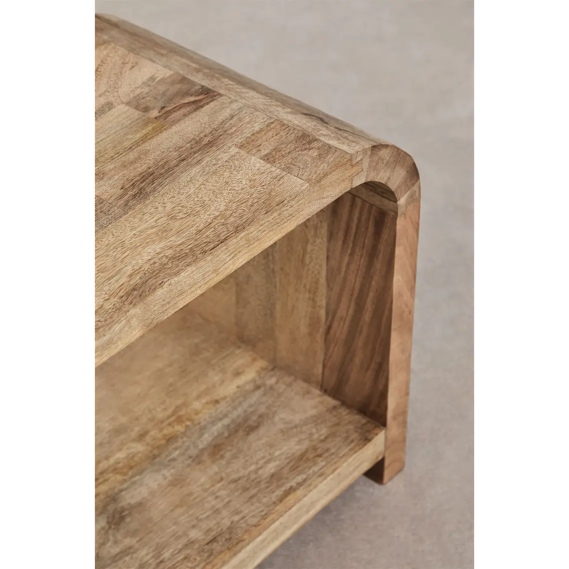 Belvia · Mueble de TV en acabado madera de 120 cm 6