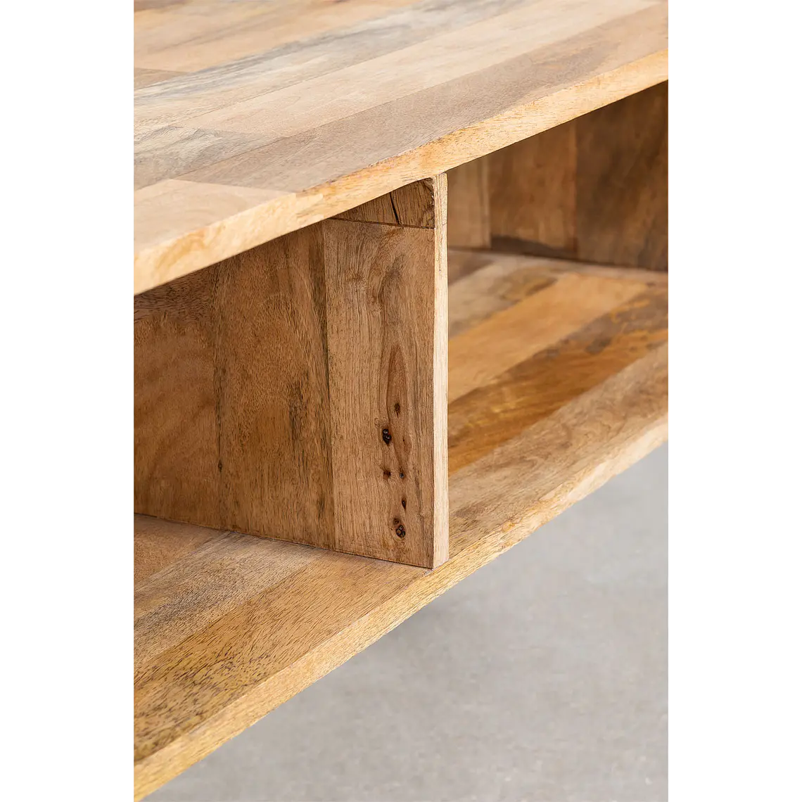 Nerion · Mueble de TV en acabado madera de 140 cm 5