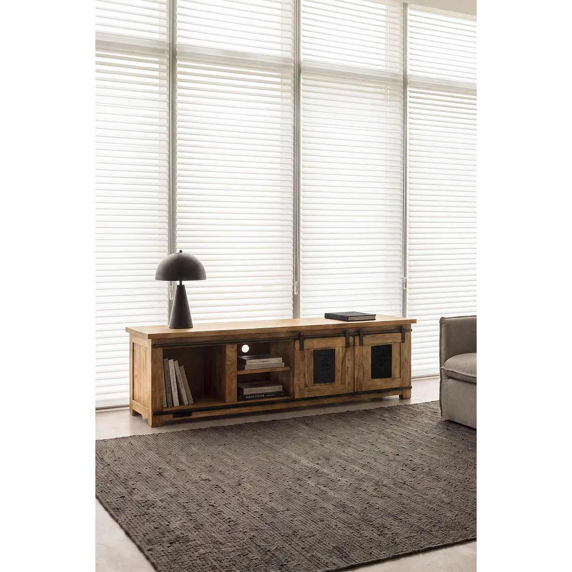 Saven · Mueble de TV en acabado madera de 160 cm 1