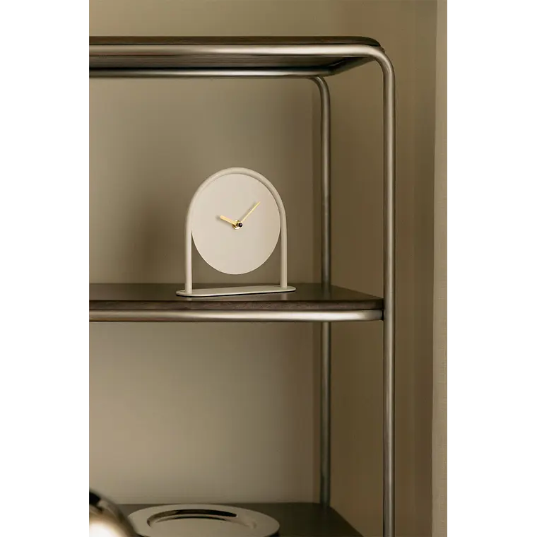 Reloj de mesa en hierro Mero 2