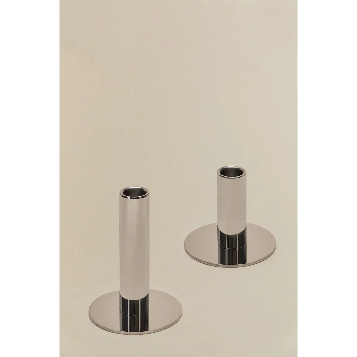 Set de 2 candelabros en acero Penda 4