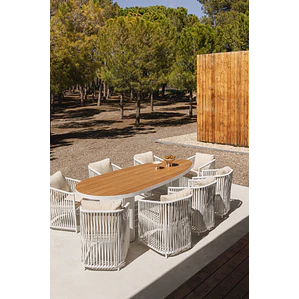 Set de mesa ovalada 260x110 cm en aluminio y madera de teca y 8 sillas de jardín en aluminio y cuerda trenzada Ilanova