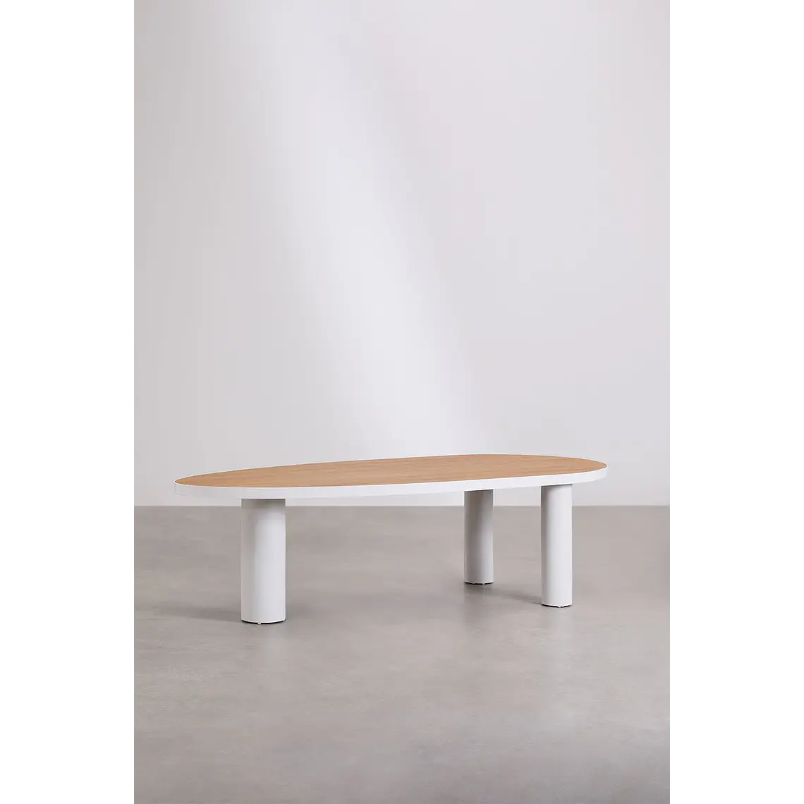 Set de mesa ovalada 260x110 cm en aluminio y madera de teca y 8 sillas de jardín en madera de acacia Dareva 3