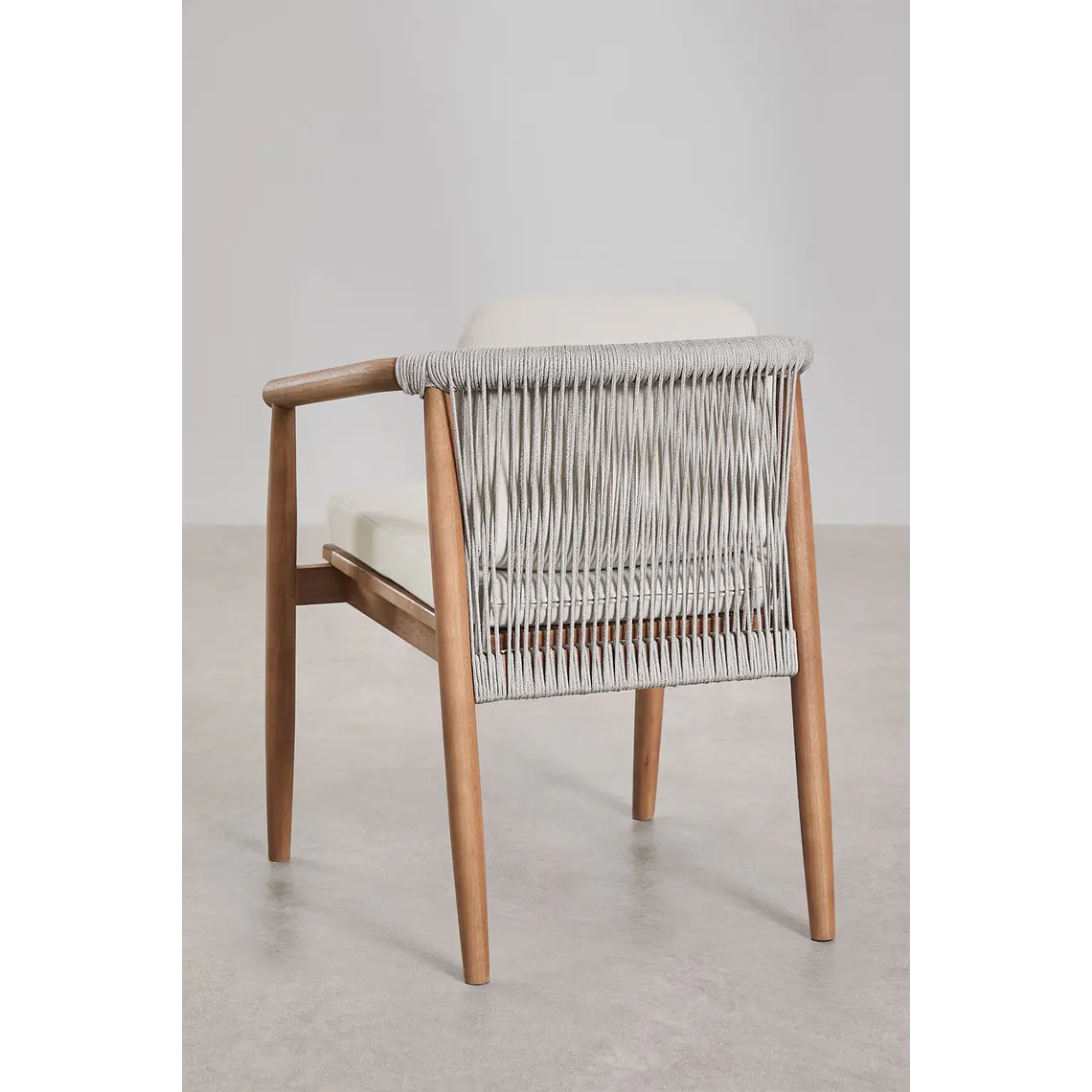 Set de mesa ovalada 260x120 cm en madera de acacia y 10 sillas de jardín en madera de eucalipto Dunena 8