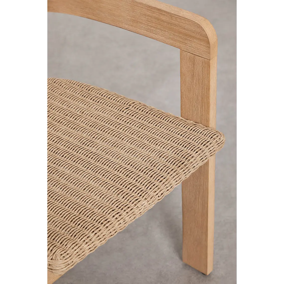 Set de mesa redonda Ø100 cm en cemento y 4 sillas de jardín en madera de acacia y ratán sintético Zalina 10