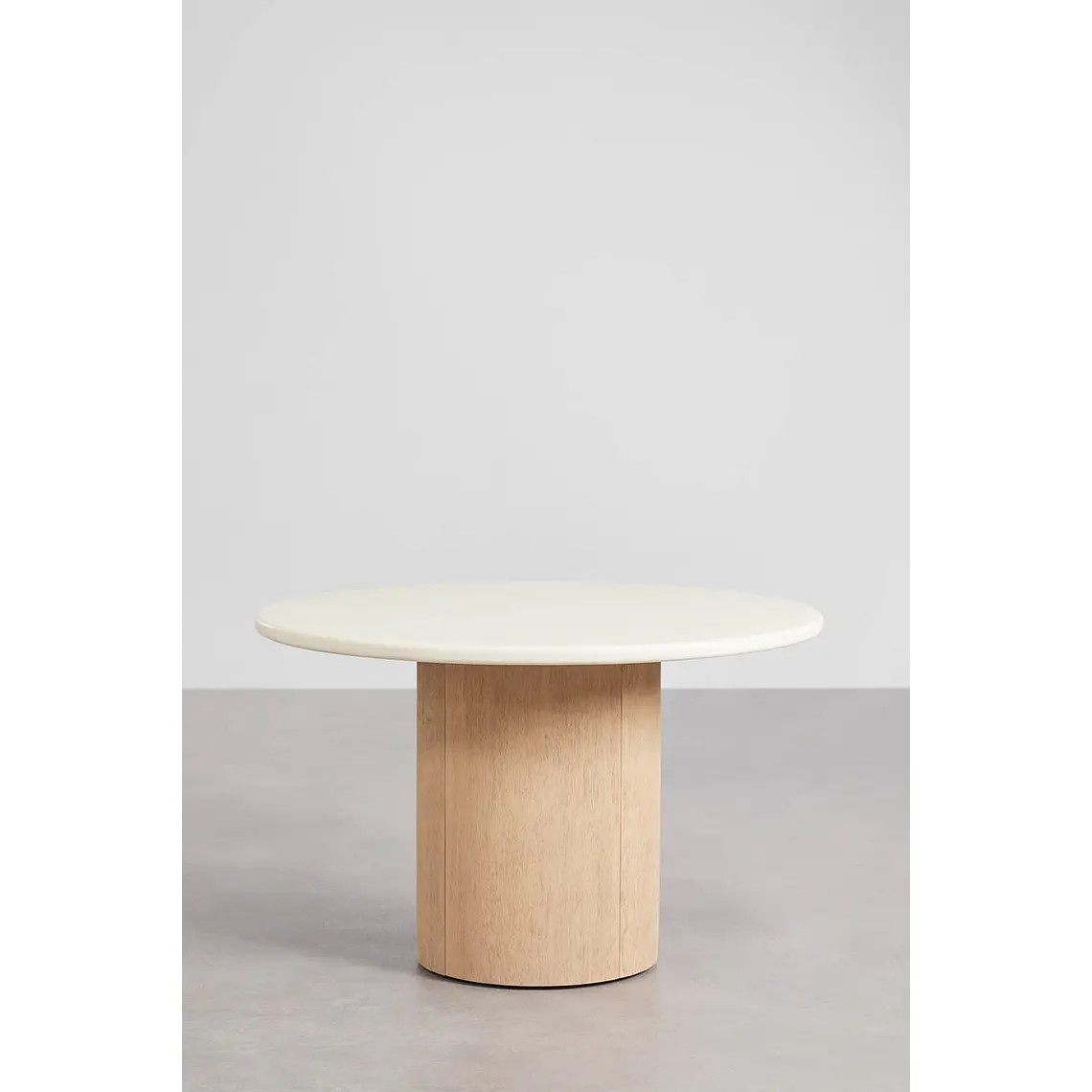 Set de mesa redonda Ø120 cm en cemento y 6 sillas de director plegables de jardín en madera de acacia Elanira 3