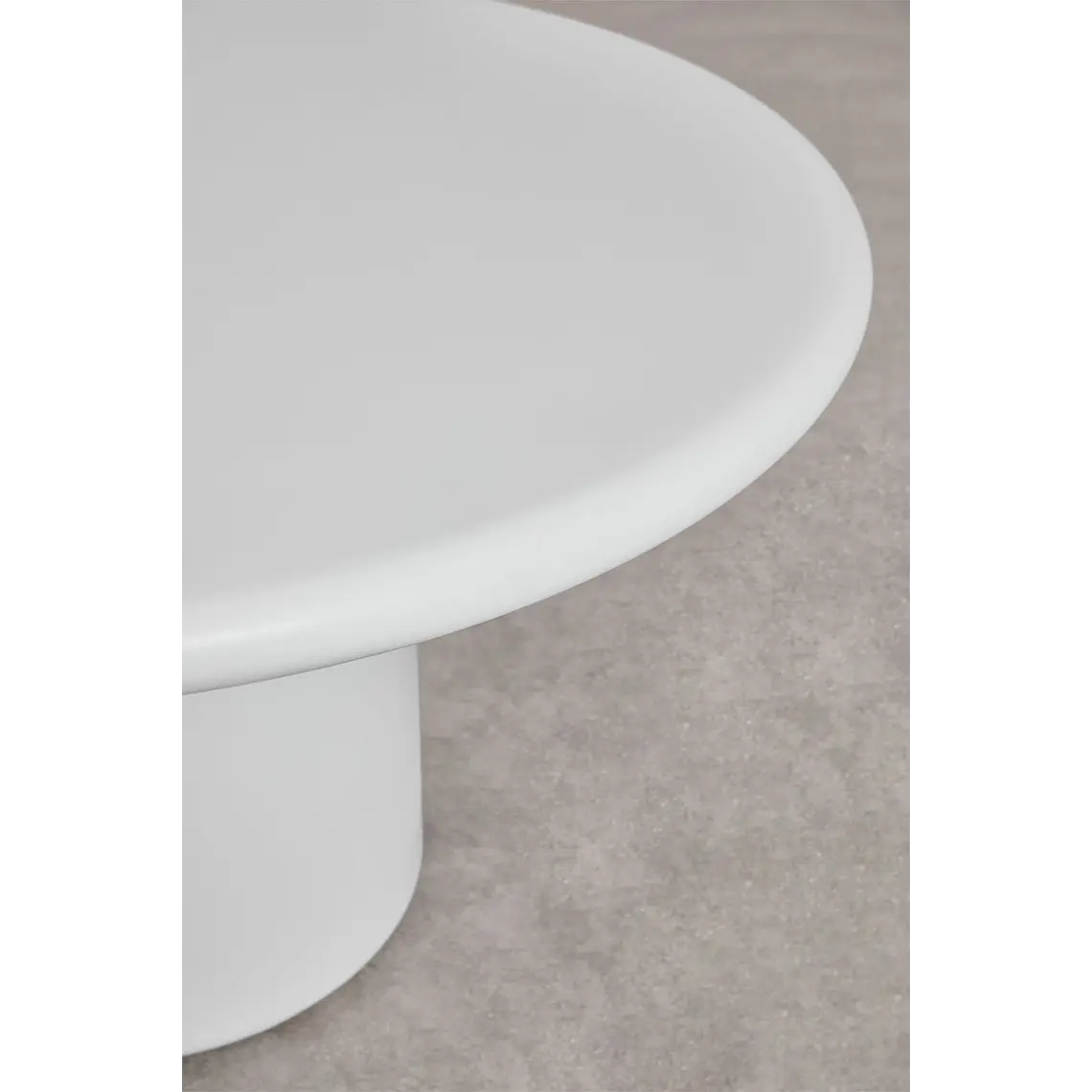 Set de mesa redonda Ø140 cm en cemento Namara y 6 sillas de jardín en madera de acacia Brenora 3
