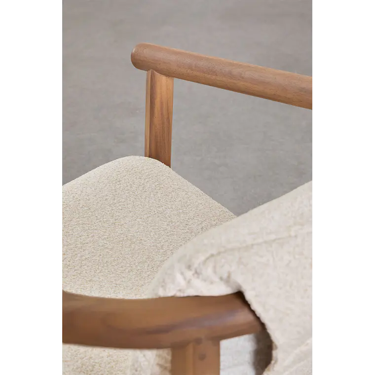 Silla de jardín con reposabrazos en madera de acacia Darena 7