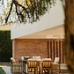 Silla de jardín con reposabrazos en madera de acacia Peria - Miniatura 3