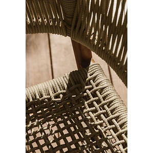 Silla de jardín con reposabrazos en madera de acacia y cuerda trenzada Fala