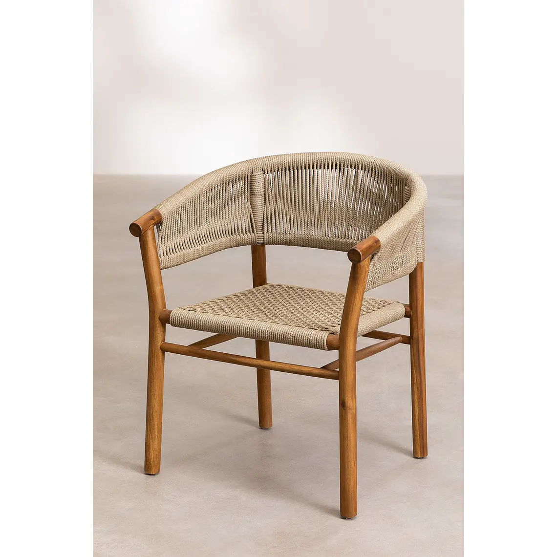 Silla de jardín con reposabrazos en madera de acacia y cuerda trenzada Fala 3