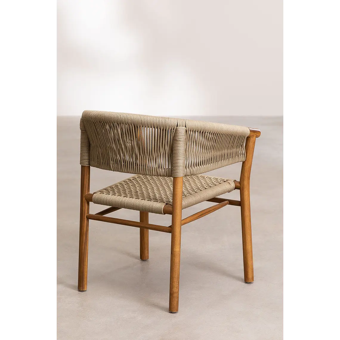 Silla de jardín con reposabrazos en madera de acacia y cuerda trenzada Fala 5