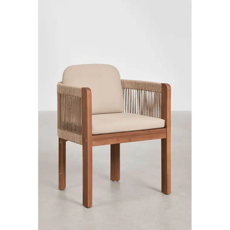 Silla de jardín con reposabrazos en madera de acacia y cuerda trenzada Melora 3
