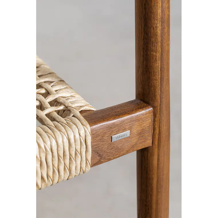 Silla de jardín con reposabrazos en madera de teca Tora 6