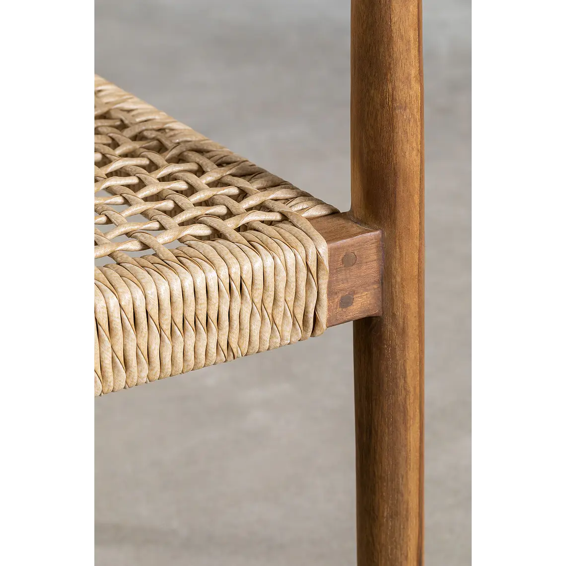 Silla de jardín con reposabrazos en madera de teca y cuerda trenzada Vara 8