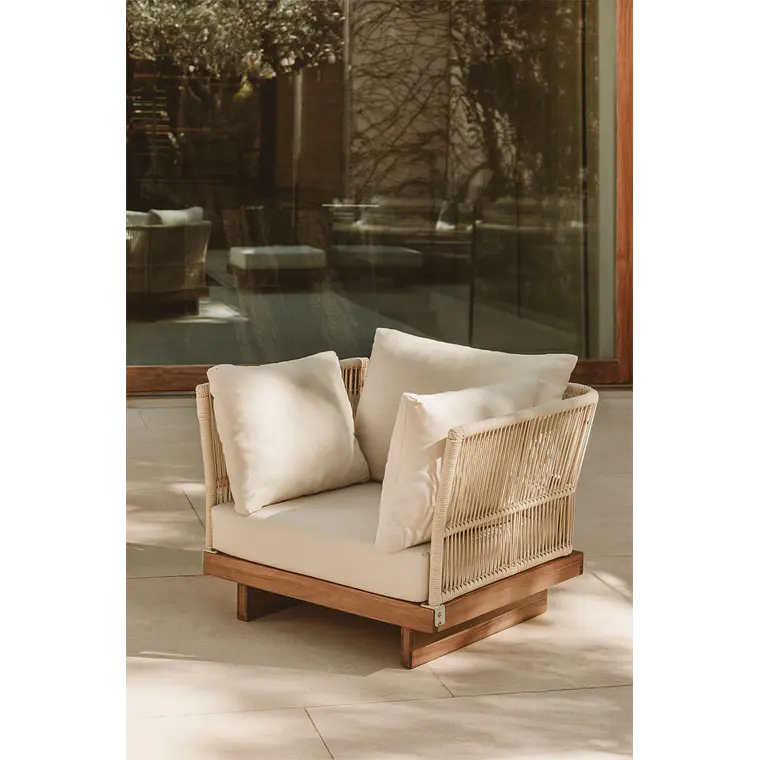 Sillón de jardín en madera de acacia y cuerda trenzada Dorena 1