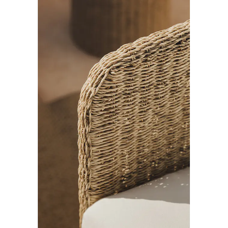 Sillón de jardín en madera de acacia y ratán sintético Jorena 3