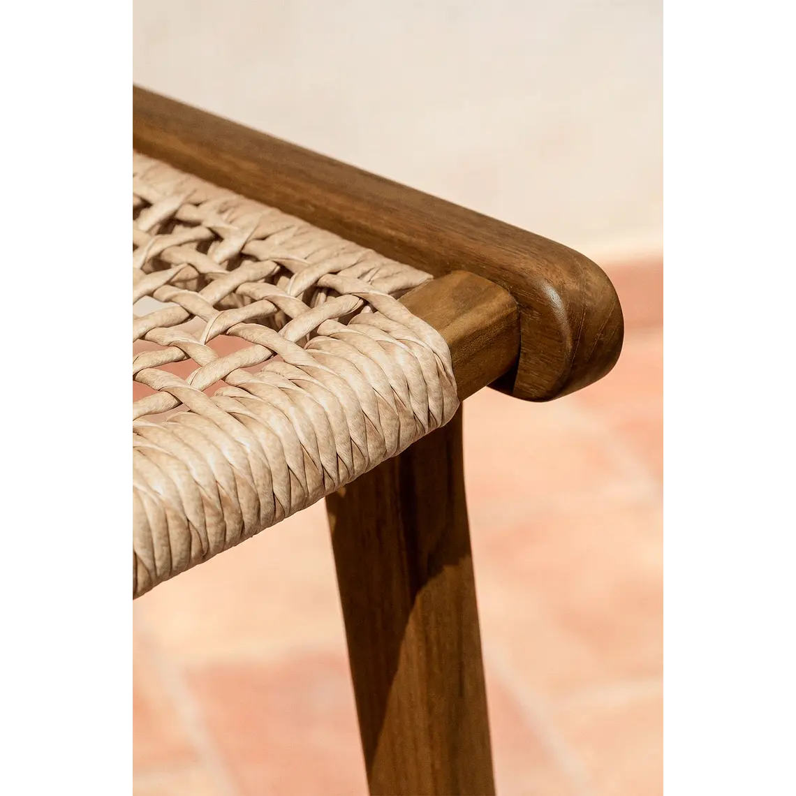 Taburete alto de jardín en madera de teca 65cm Tala 2