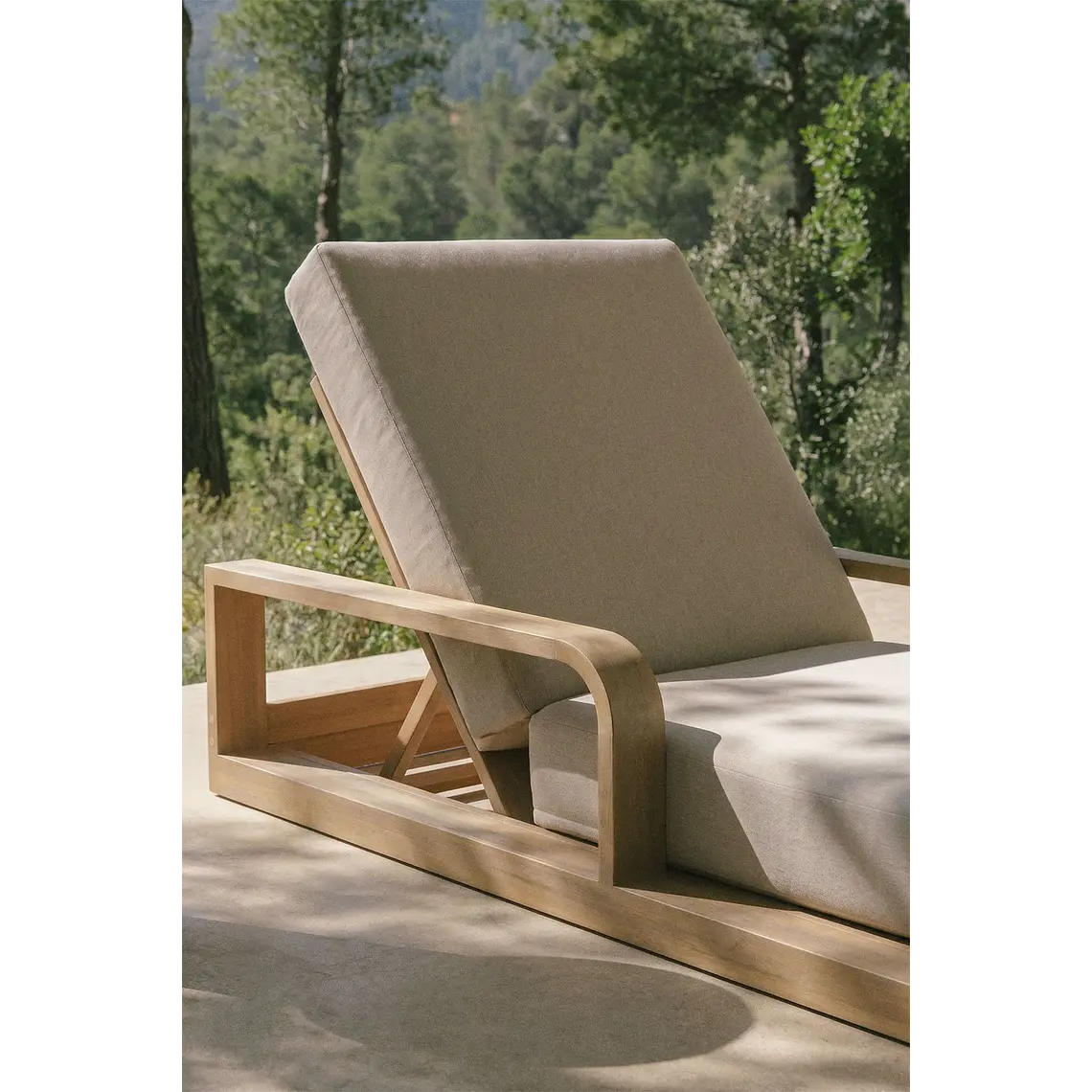 Tumbona reclinable en madera de acacia Kalina 3