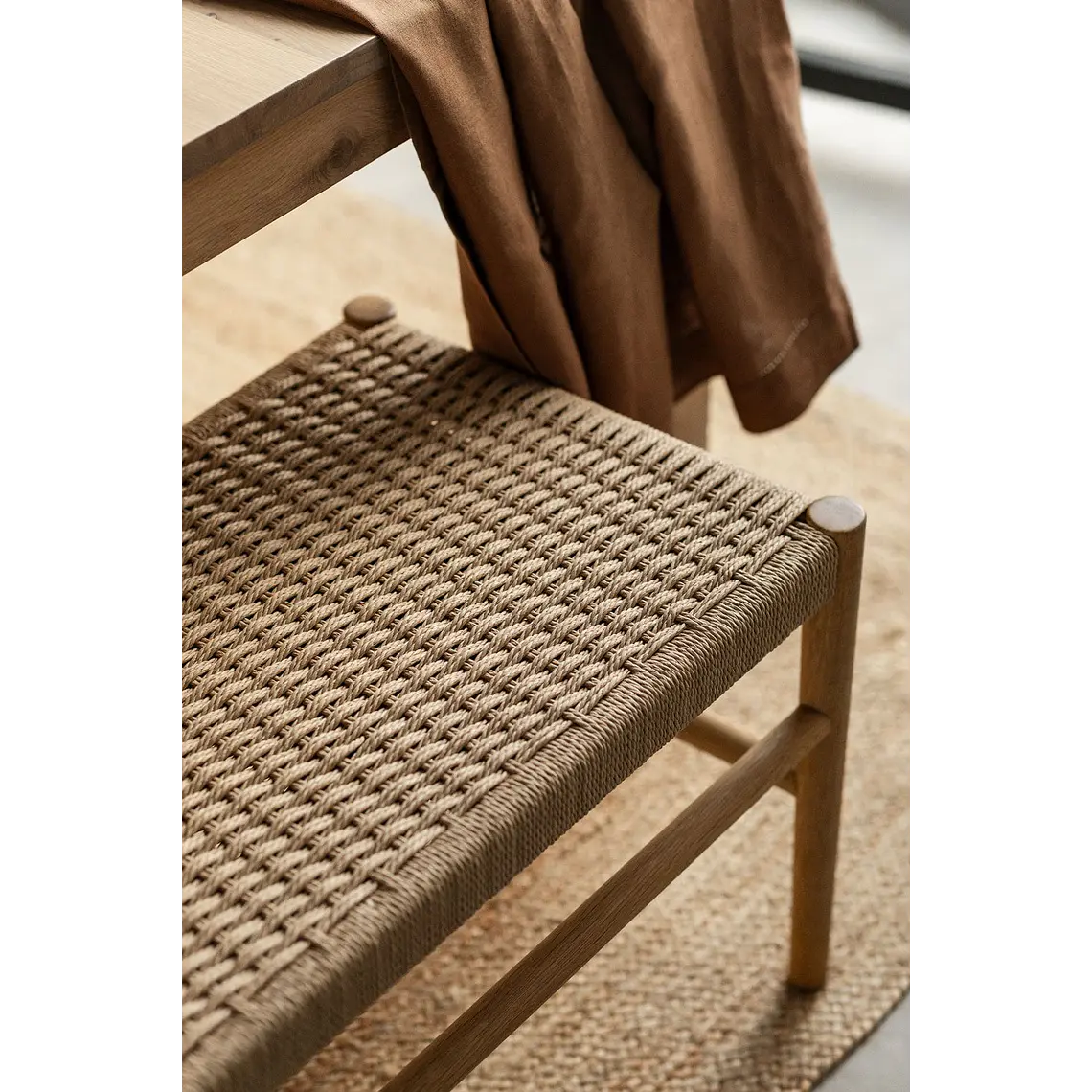 Banca de comedor Ilais en madera de roble 3