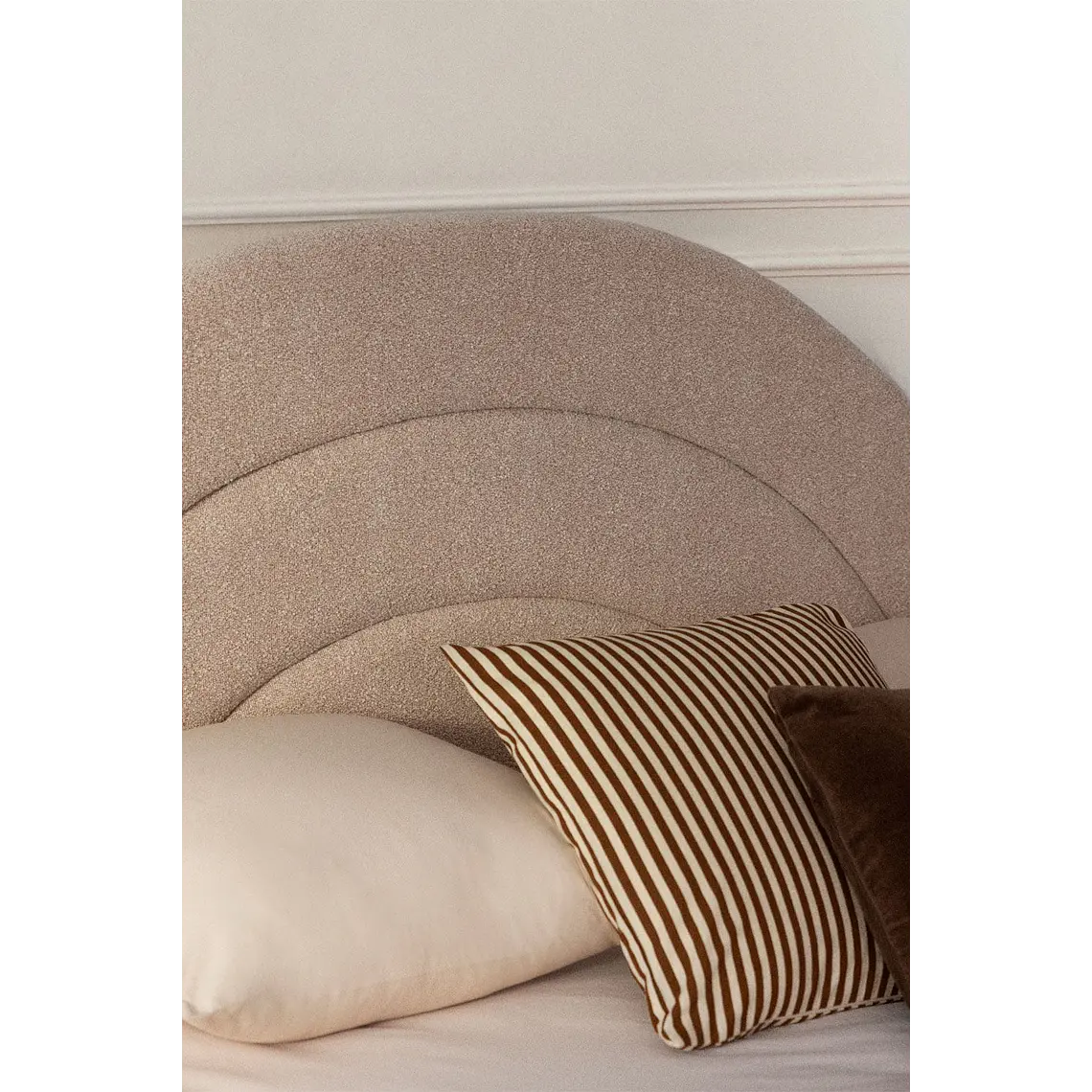 Cama Soria con canapé abatible en bouclé 3