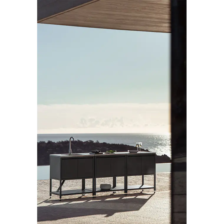 Cocina modular de exterior de 3 piezas con fregadero y almacenaje en acero Renira 1