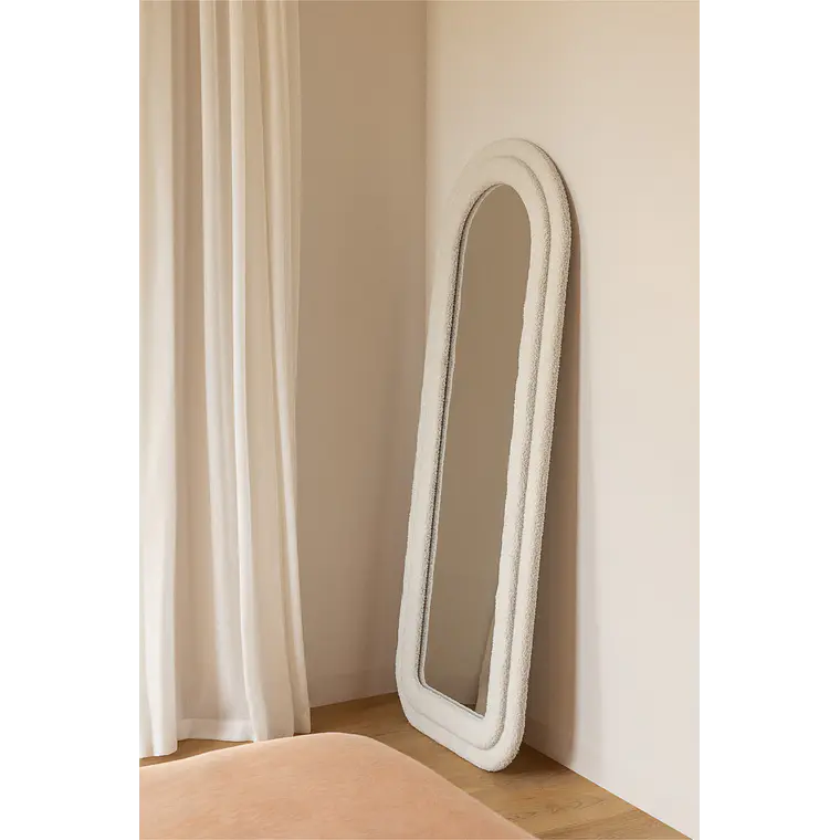 Espejo de dormitorio Mavia 60x160 cm en borreguito 10