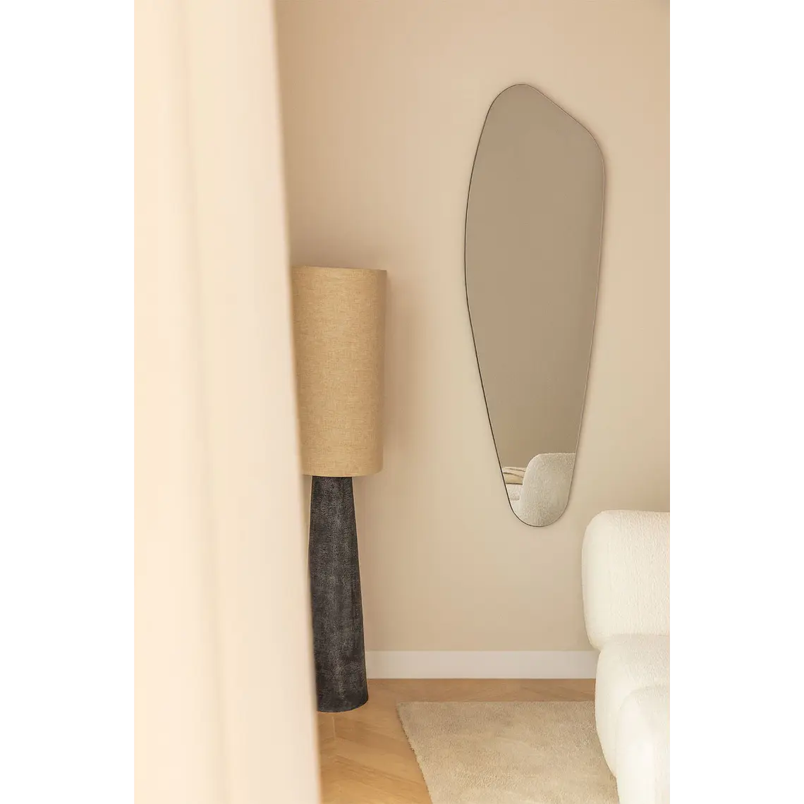 Espejo de dormitorio Riven 145x45 cm 2